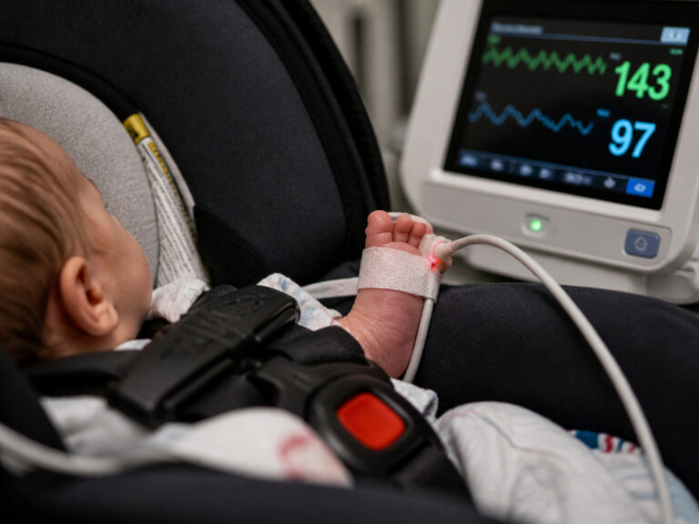 When Is It Safe To Turn An Infant Car Seat Around? Guide
